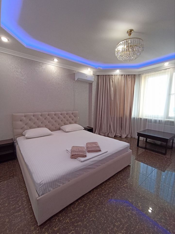 Квартира на Кырджалийсклй 10к2